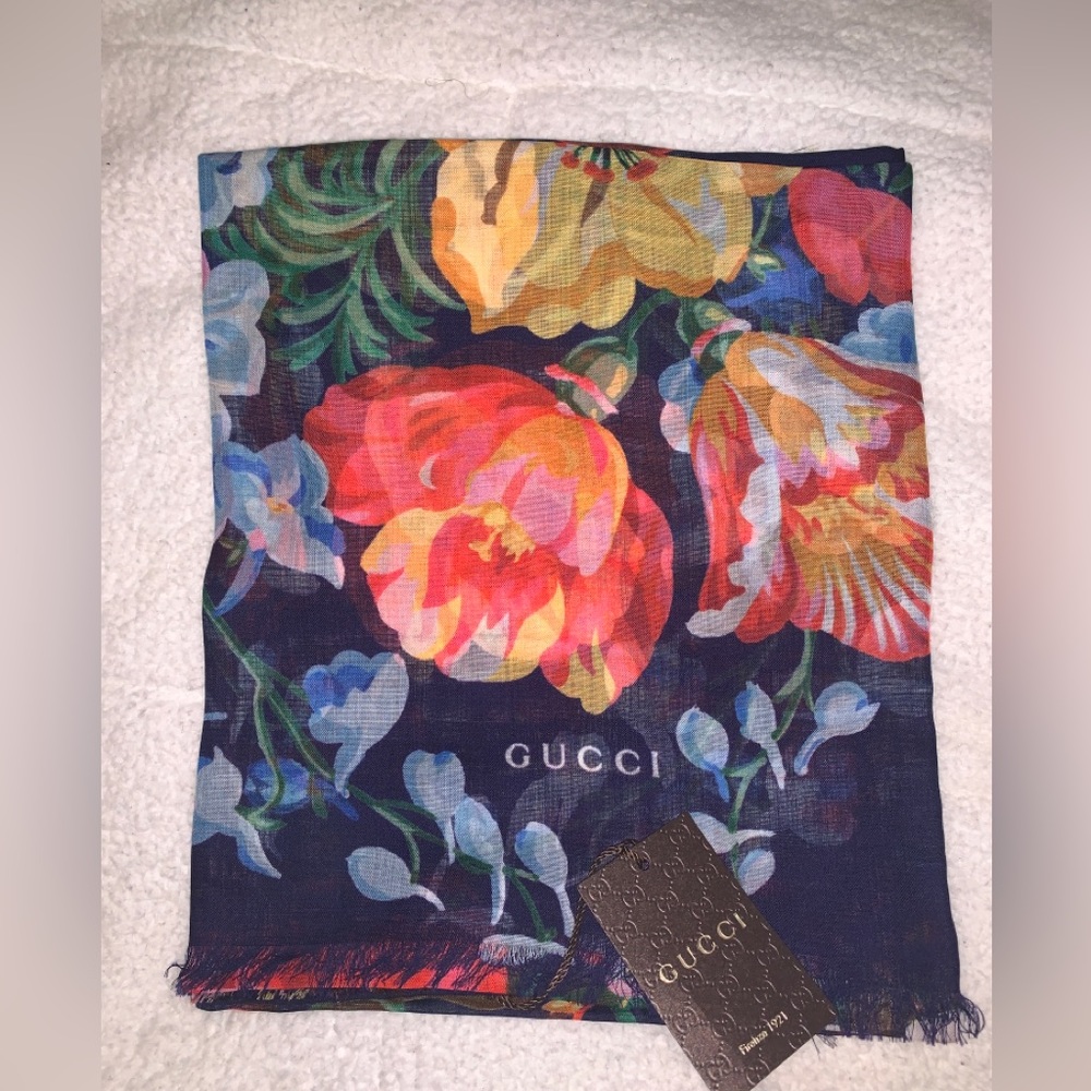 GUCCI SCARF